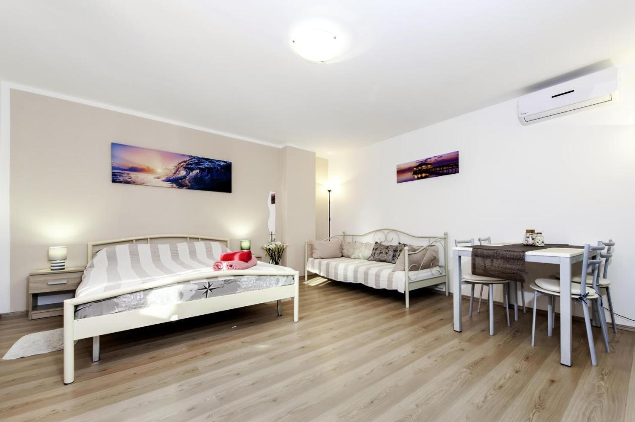 Studio Sony Rovinj Exterior photo